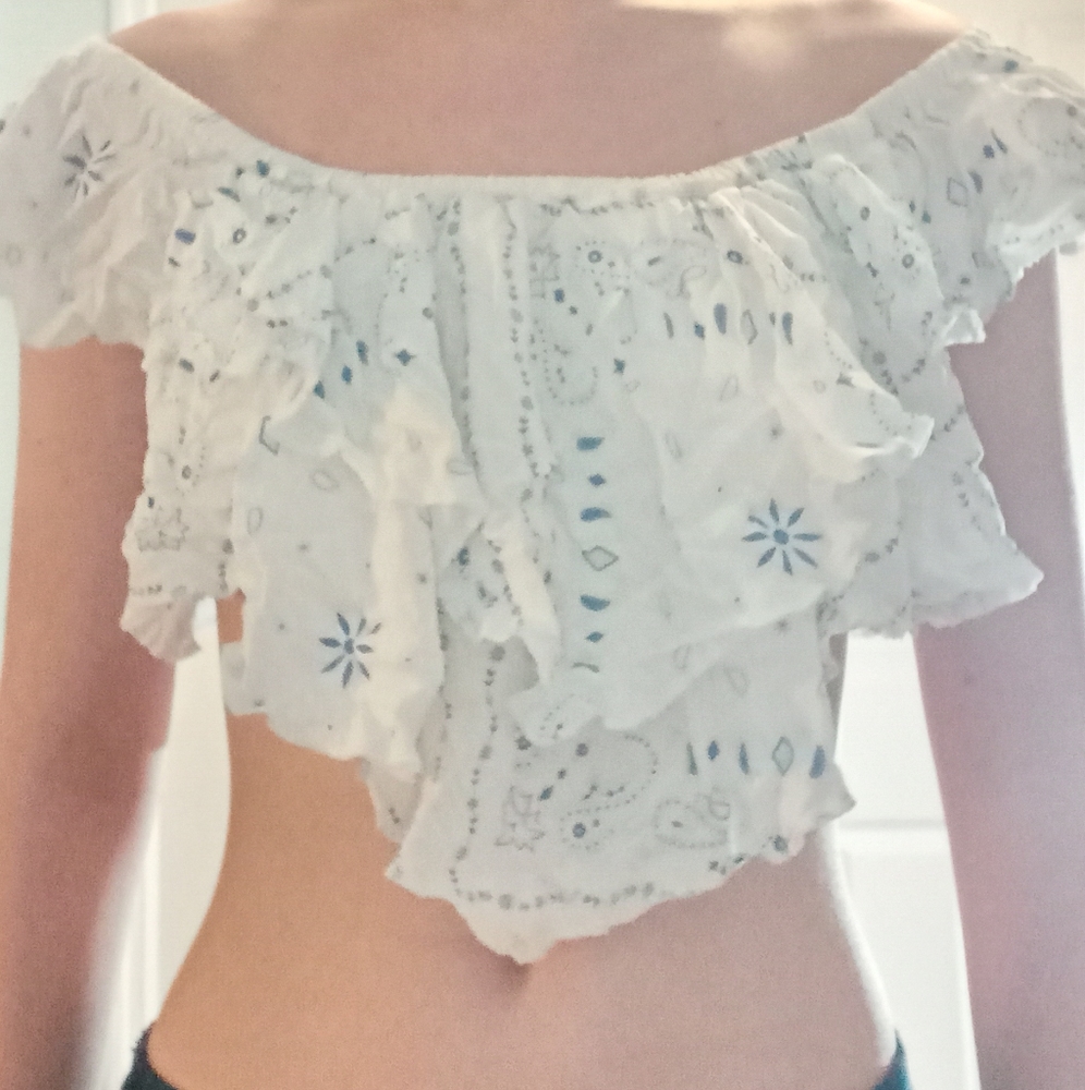 Off the shoulder flowy crop top